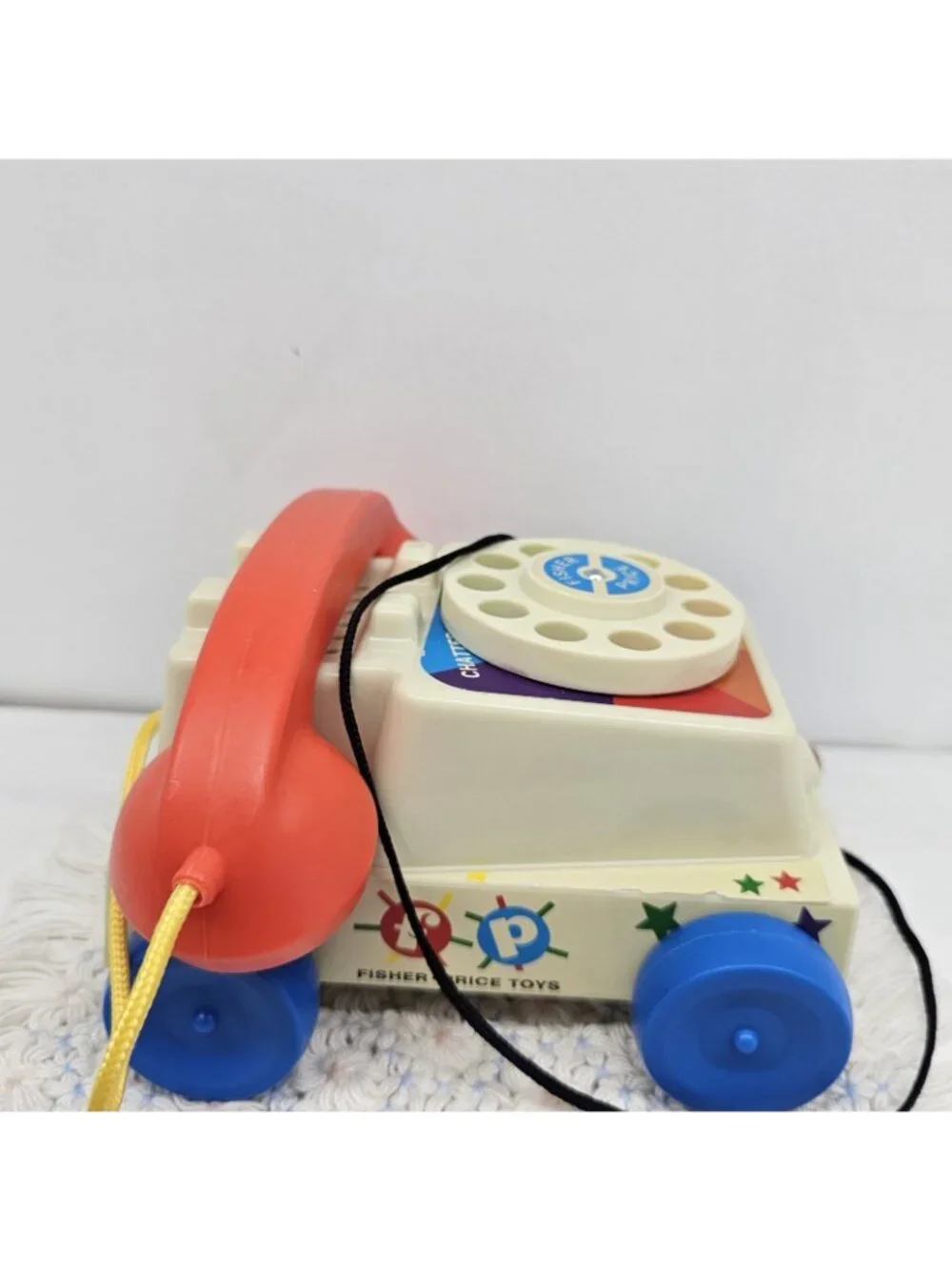 Fisher Price 2009 Chatter Telephone Phone Pull Toy with Moving Eyes